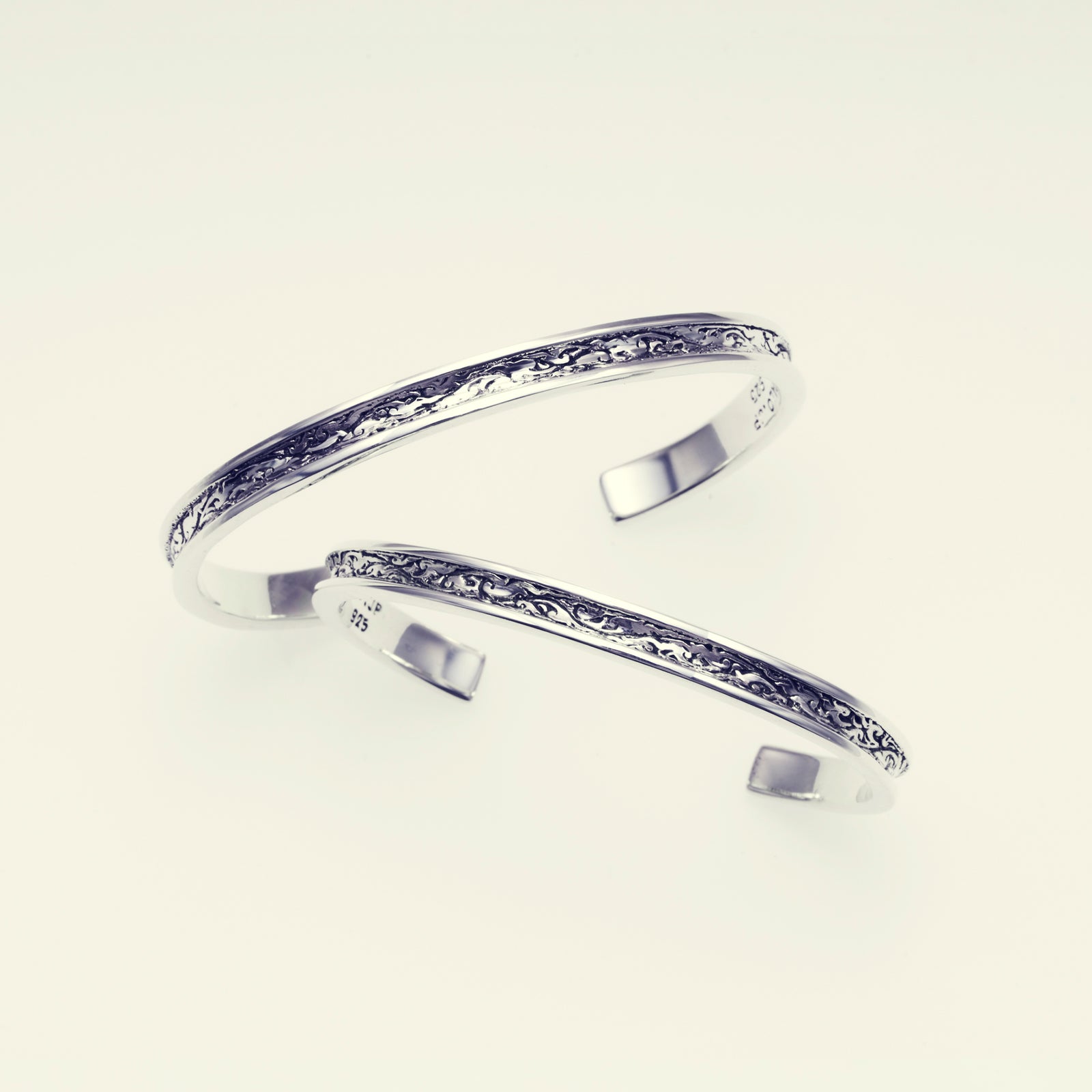 Single Ivy Bangle (L)｜シングル・アイビー・バングル（L） – ZOCALO