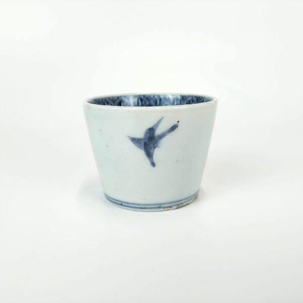 伊万里 染付梅に鶯文そば猪口 – 古美術西川