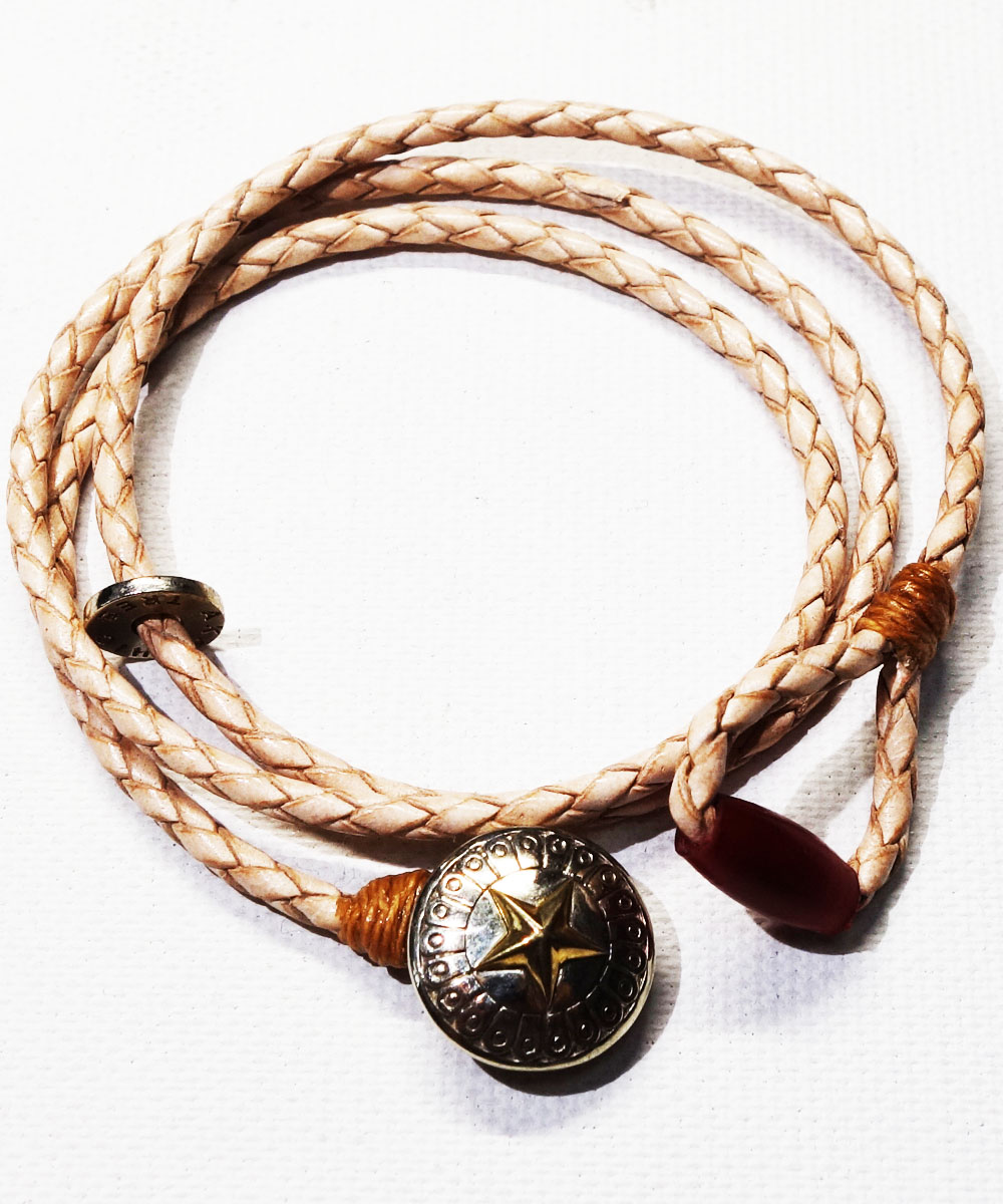 LEATHER CONCHO BRACELET(3重巻レザーコンチョブレスレット)｜COLOR
