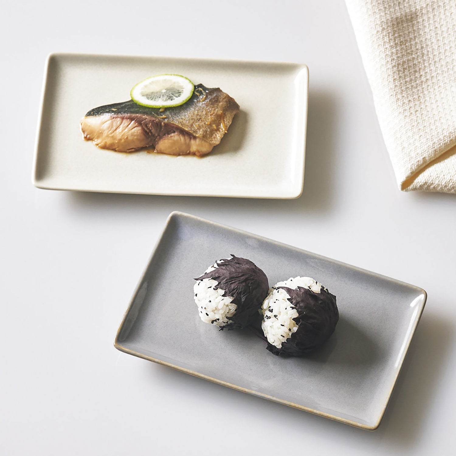 ナチュラルカラー 角トレー 20cm | aito製作所 | 美濃焼・瀬戸焼を中心