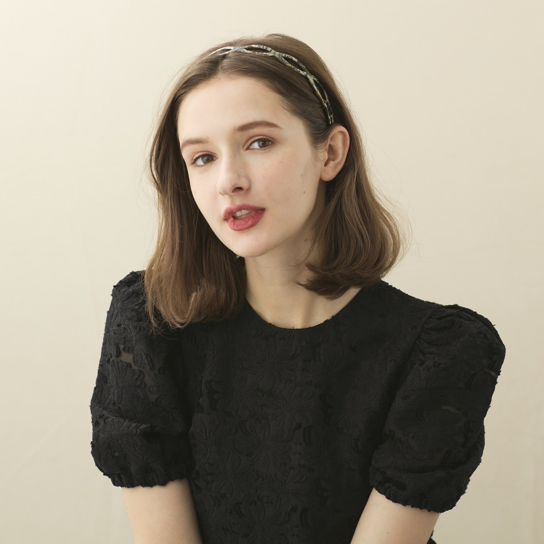 カチューシャ｜ALEXANDRE DE PARIS（アレクサンドル ドゥ パリ）