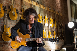 ギブソンからジョー・ペリーのシグネチャーモデル『Gibson Custom Shop