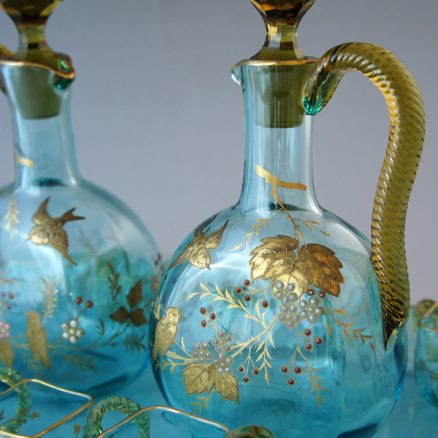 オールドバカラ「ジャポニズム 金彩装飾 青色ガラス リキュールセット