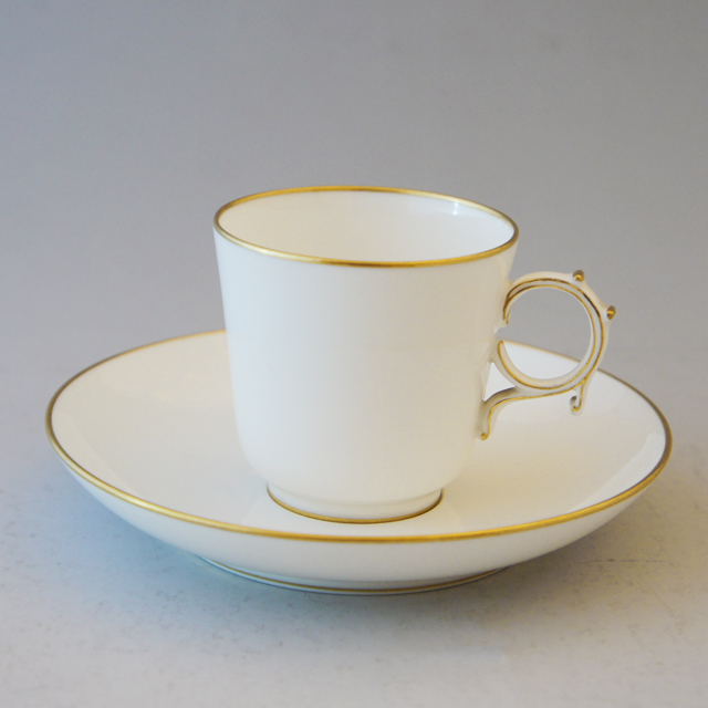 セーブル「白磁 ティーセット」《アンティックかとう》