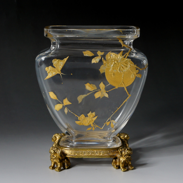 オールドバカラ「窓絵花蝶文花瓶」《アンティックかとう》