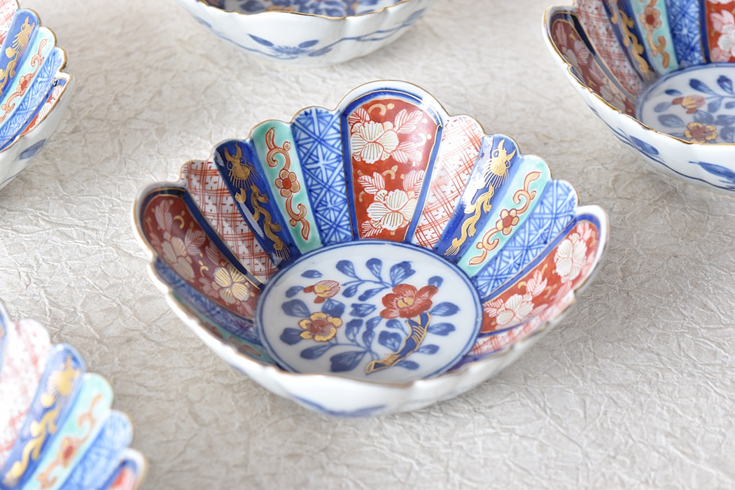 大聖寺伊万里 草花龍 大明萬暦年製文 菊型向付 膾皿 5客セット（内1