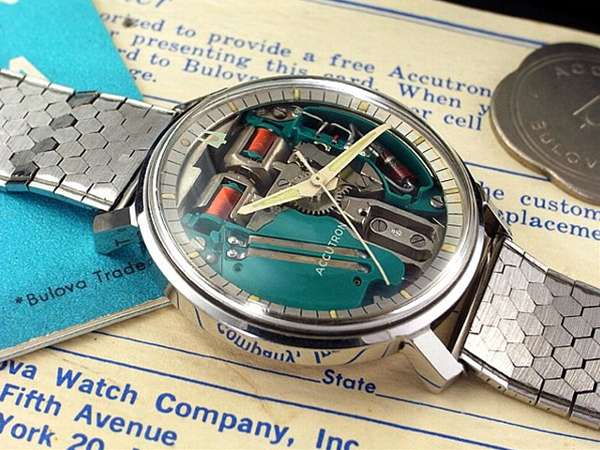 ブローバ アキュトロン スペースビュー音叉時計 外箱・内箱 ギャ