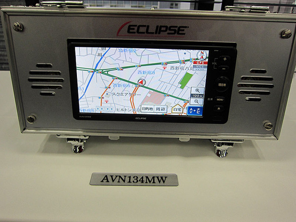 ASCII.jp：イクリプス、通信機能を強化したハイスペックカーナビを発表