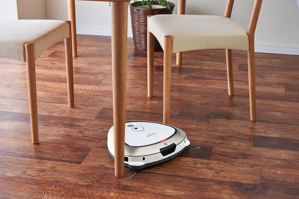 ASCII.jp：パナソニックのロボット掃除機「RULO」新モデル発表＝賢さと