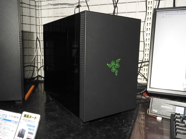 ASCII.jp：Razer初のゲーミングPCケース「Tomahawk」が発売