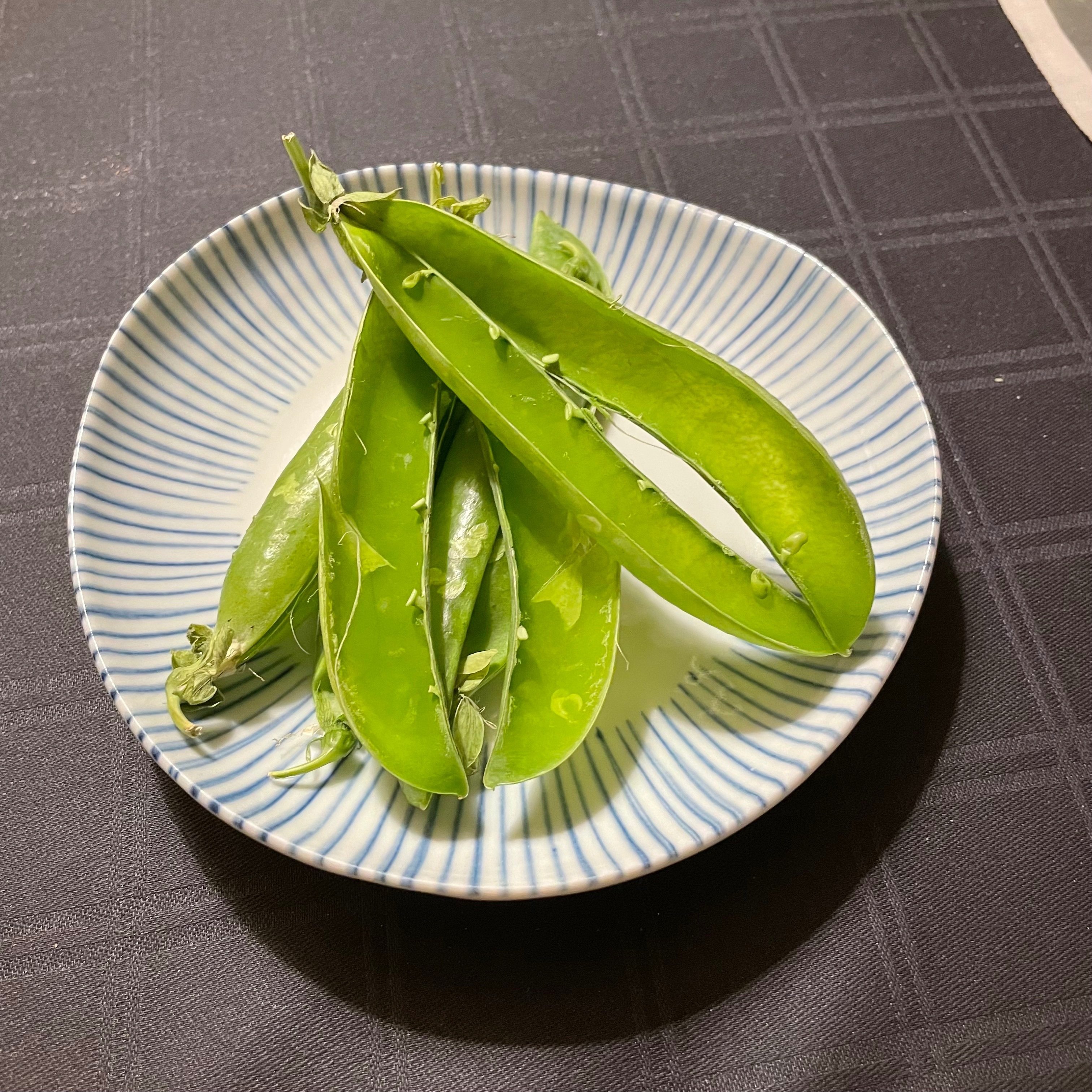 捨てられてしまう「さやえんどうの鞘」が実は美味しい！ - Living in