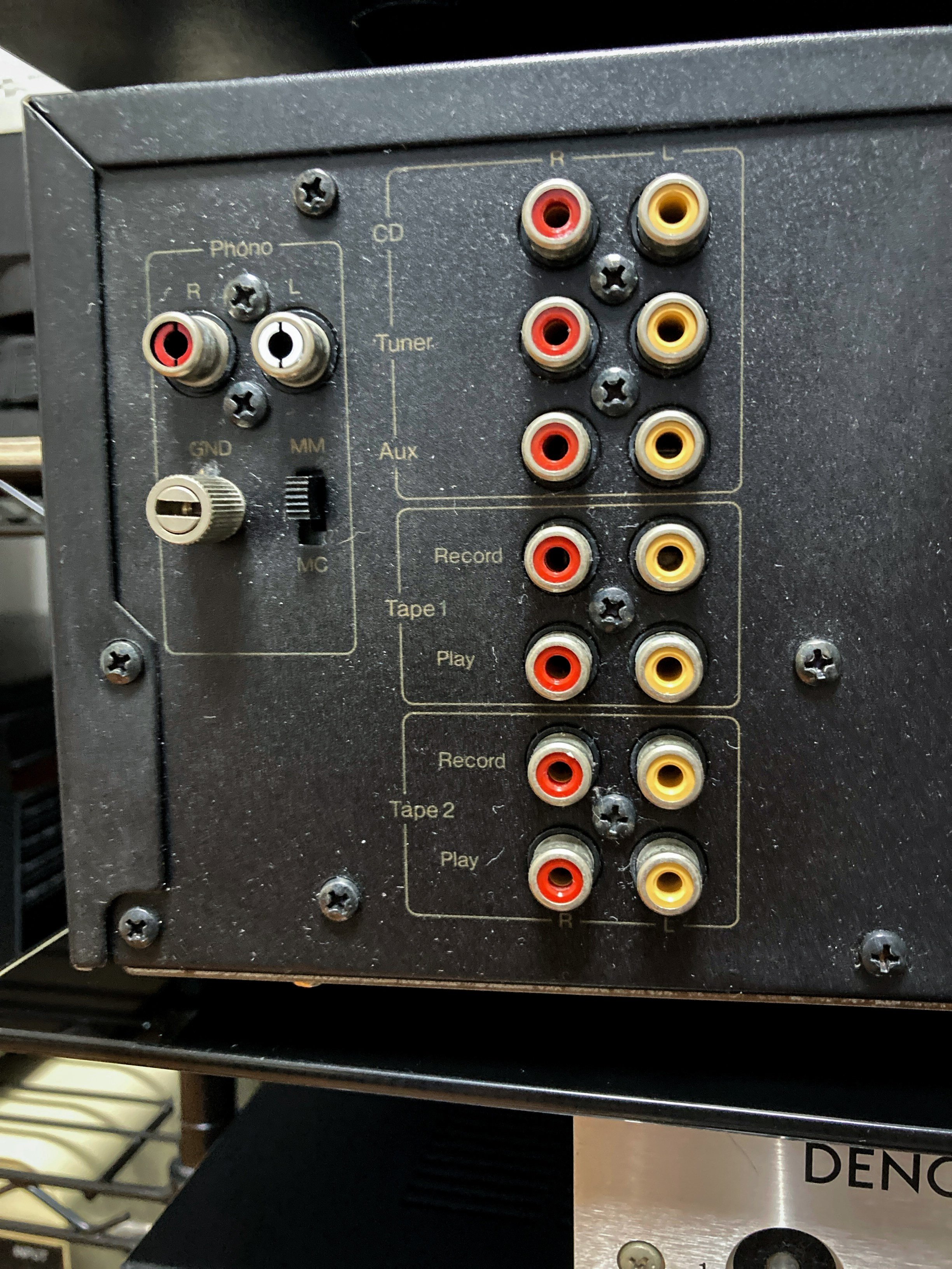 新たに入手した古いアンプとスピーカー。（オーディオのお話