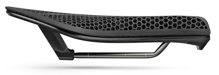 新製品】トライアスロン/TT用サドル fi'zi:k TRANSIRO AERIS ADAPTIVE