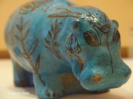 古代エジプトの青いカバは世界中にいる｜橋羽一恵