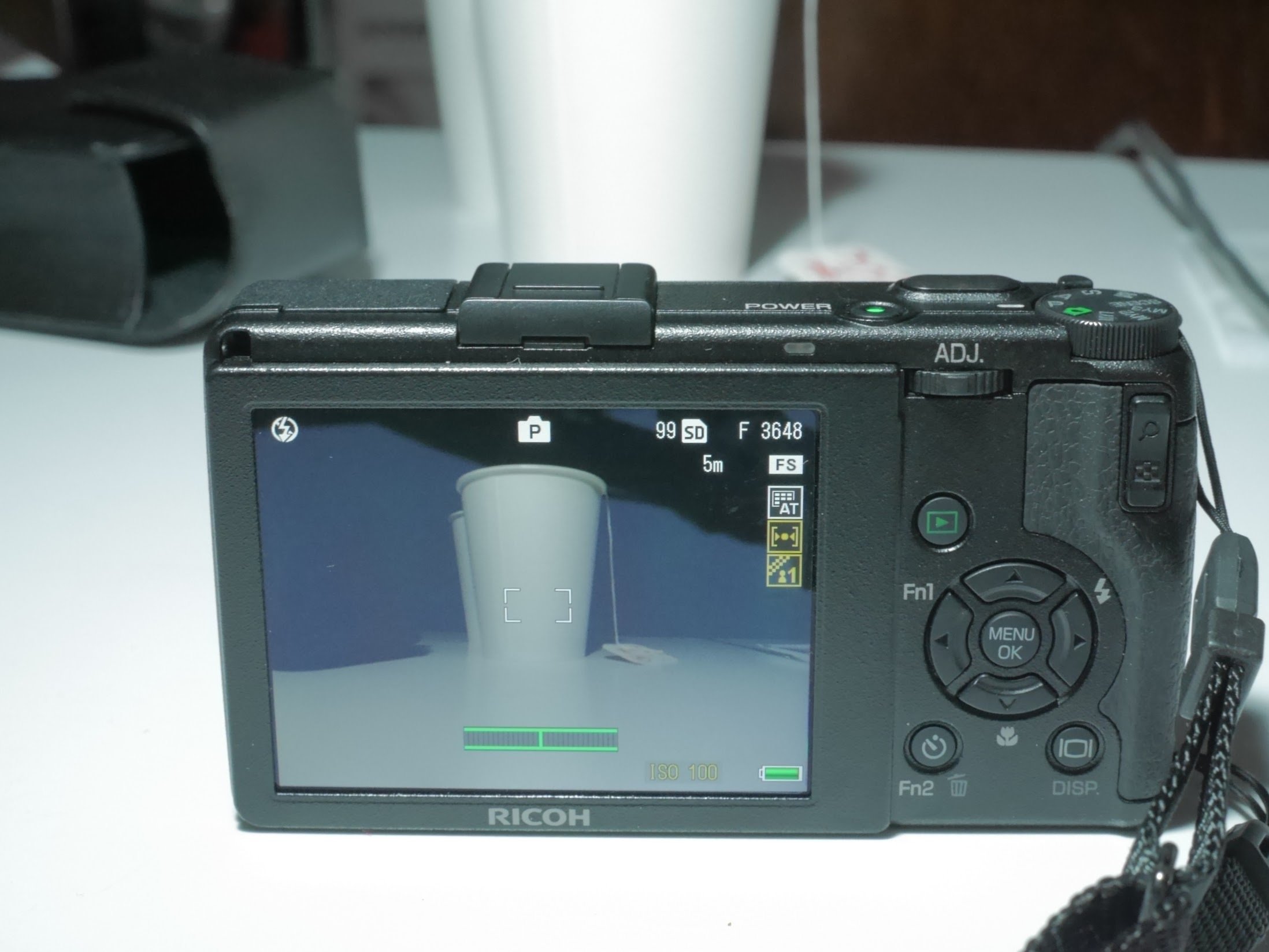 ショット数5224回! RICOH GR Digital Ⅲ ショット数5224回! RICOH GR