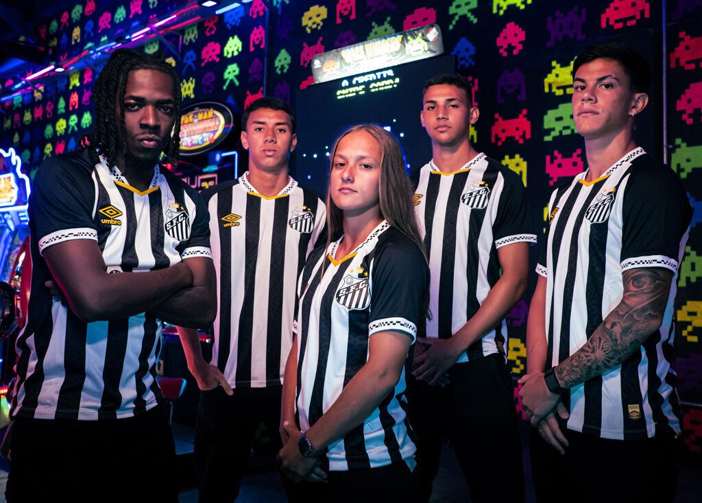 レトロゲーム？！ネイマール所属サントスにピクセル柄の新ユニフォーム