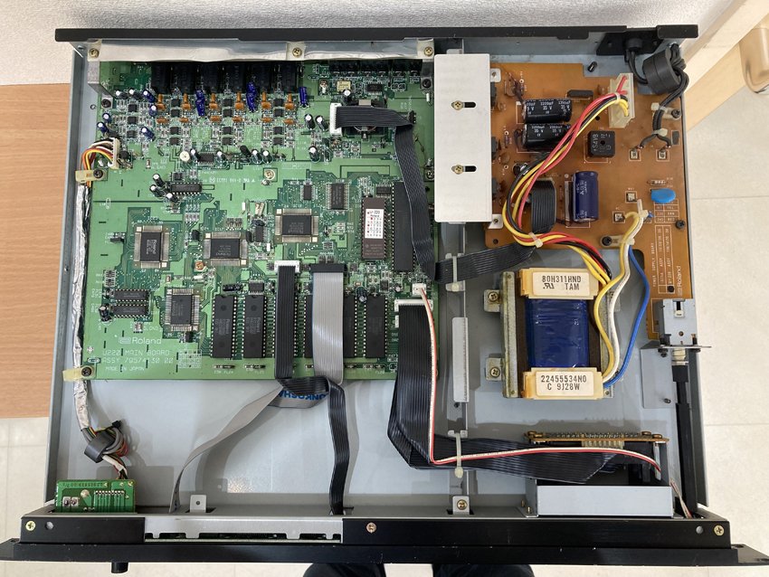 Roland U-220 バップアップ電池交換、Factory Presetの流し込み｜ぼ