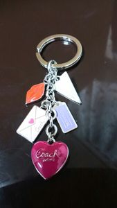 コーチ キーホルダー ハートのYahoo!オークション(旧ヤフオク!)の相場