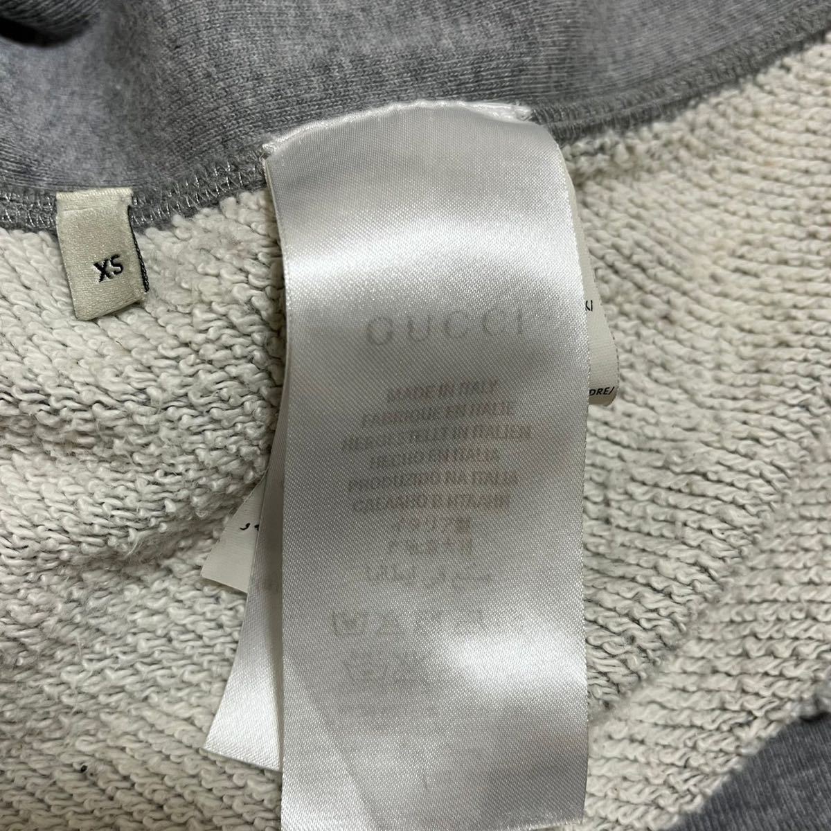 GUCCI グレー トレーナー4 GUCCI グレー トレーナー4 Gucci