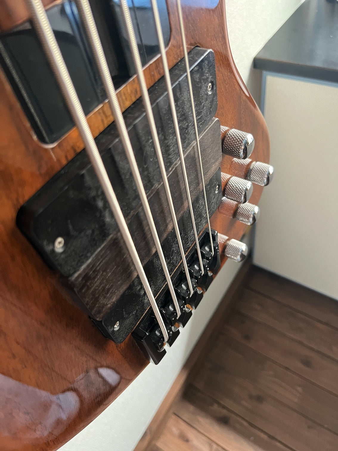 Benavente 5strings 33