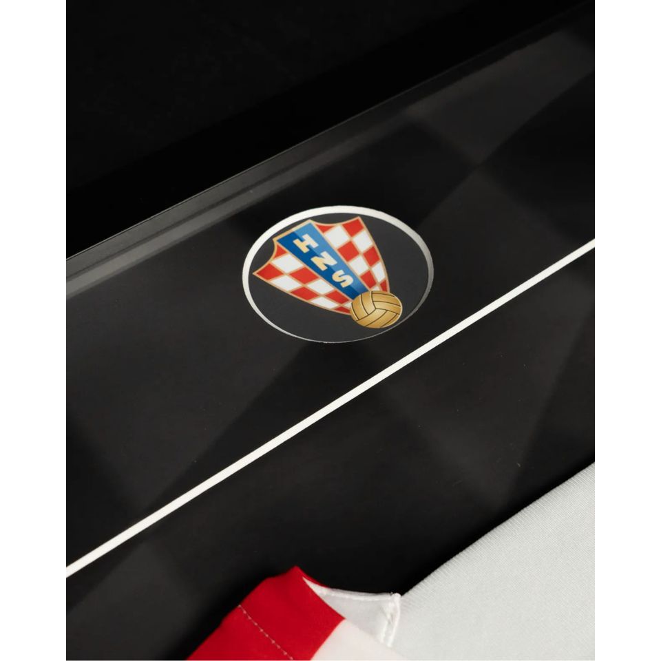 ルカ・モドリッチ【直筆サイン入り】クロアチア代表ユニホーム2022-23