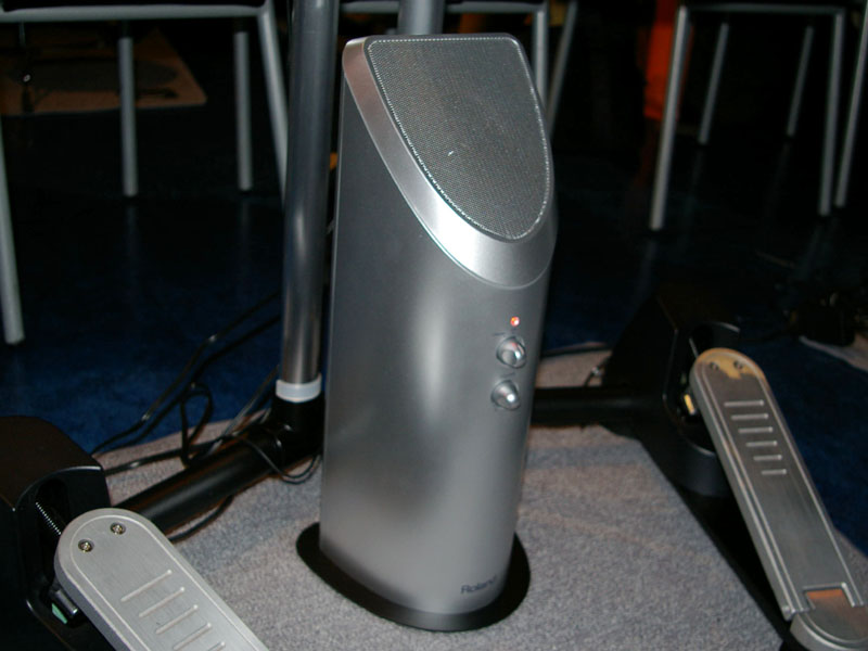 Roland V-Drum用モニタースピーカーアンプPM-01 roland - スピーカーの