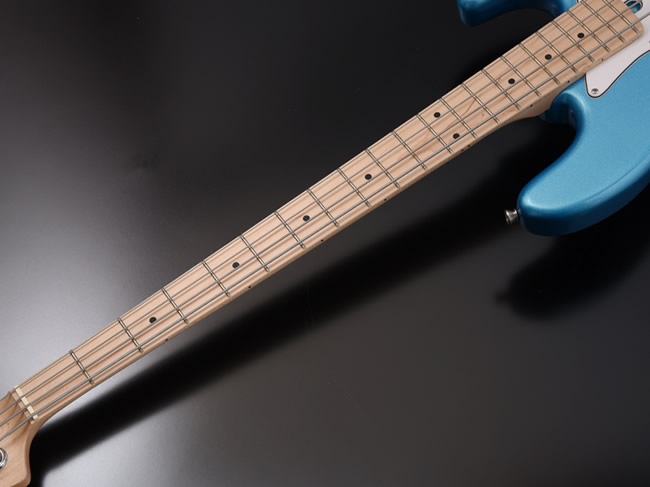 BJB-1 R/CAR (Bacchus / バッカス) エレキベース