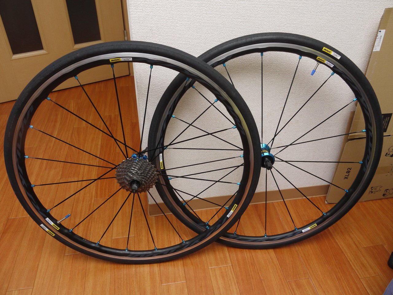 Mavic Ksyrium Elite の新旧モデルが揃ってしまった - ばっきーの