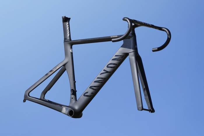 CANYON AEROAD CFR Gen3.1】キャニオン持ち込みメンテナンス対応