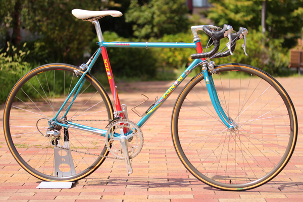 ZUNOW （ズノウ） ヴィンテージロードレーサー 7400デュラエース仕様が