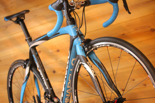 SKYカラーを纏った超人気モデル！PINARELLO（ピナレロ）FP QUATTRO