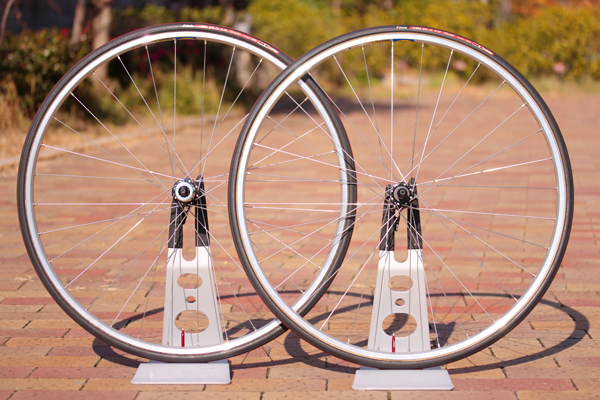 クラシカルな手組ホイール MAVIC（マヴィック） REFLEX レコードハブ手