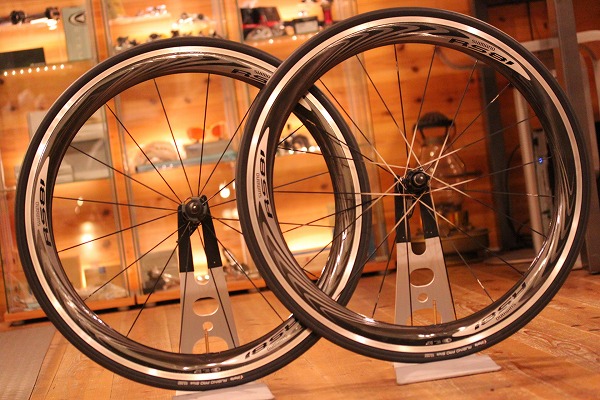 常用可能×高速巡航のカタチ シマノ WH-RS81 C50-CL カーボン