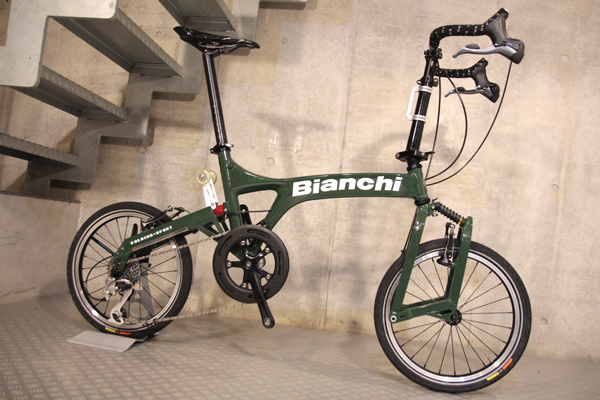 折り畳んで連れて行ける相棒。 Bianchi(ビアンキ) Fretta(フレッタ)が