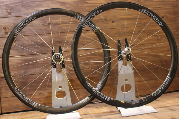 BOMA カーボンホイール 前後セット 楽天市場】BOMA カーボンホイールの通販