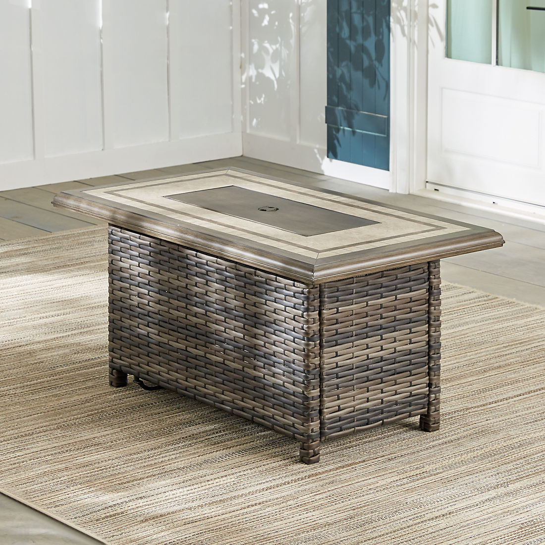 Berkley Jensen Spring Lake 5-Pc. Deep Seating Set with Fire Pit