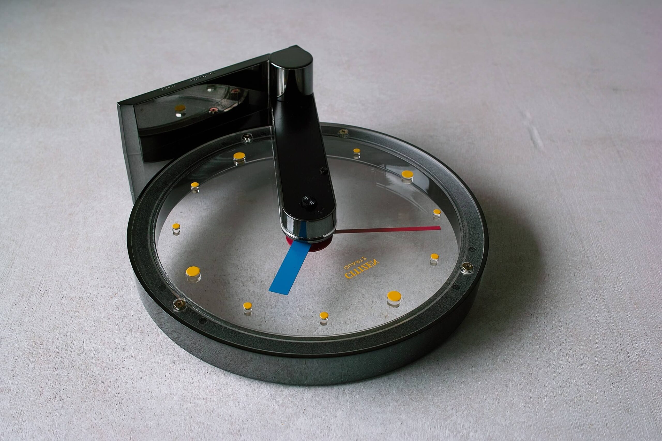 No.7818「CITIZEN 置時計：ポストモダン」SOLD | ボルトナットマーケット