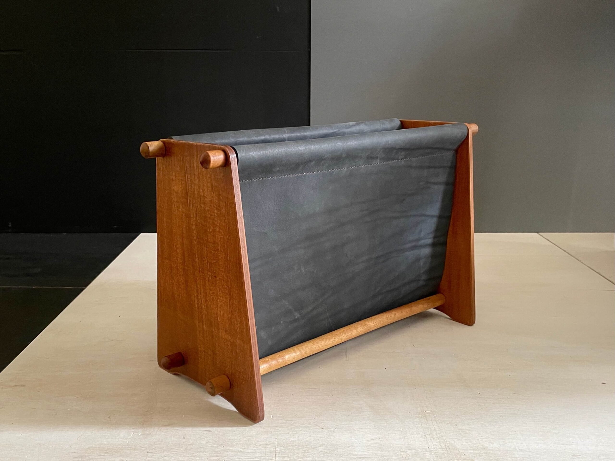 No.8805「マガジンラック〈Rosier〉：チーク×レザー」高さ30cm SOLD