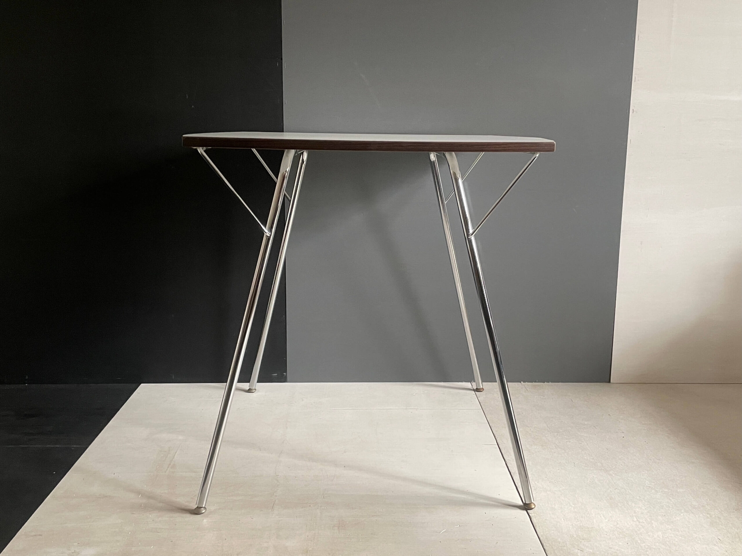 No.9978「二―ダイニングテーブル〈SHAMIDO〉：新居猛」SOLD | ボルト