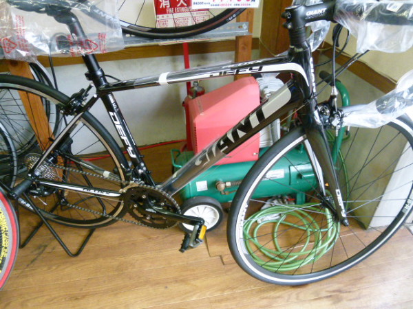 GIANT（ジャイアント） DEFY3 2012年モデル ブラック - サイクル