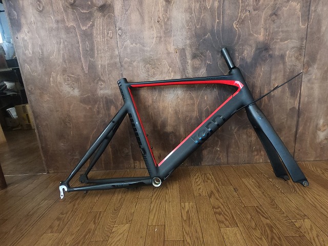 TERNのミニベロロード Surge Proのフレームセット祭り開催