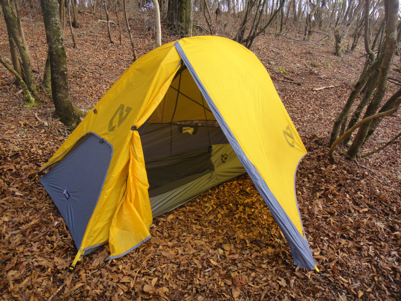 1g単位の軽量化を追求して開発した0.88㎏の最軽量自立式テント登場