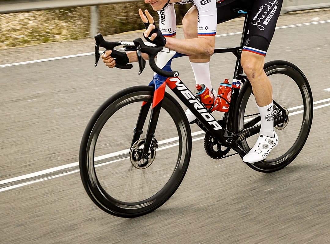 カーボンエアロホイール（ディープリム）を買う前に読んでおきたい海外