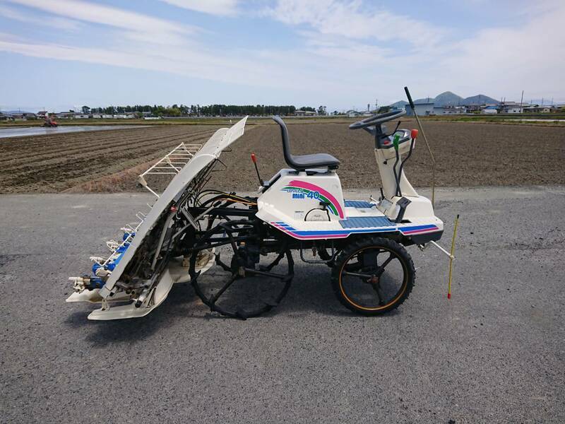 中古農機具 － PM40 CW イセキ ラブリーmini 4条植え 田植機 入荷しま