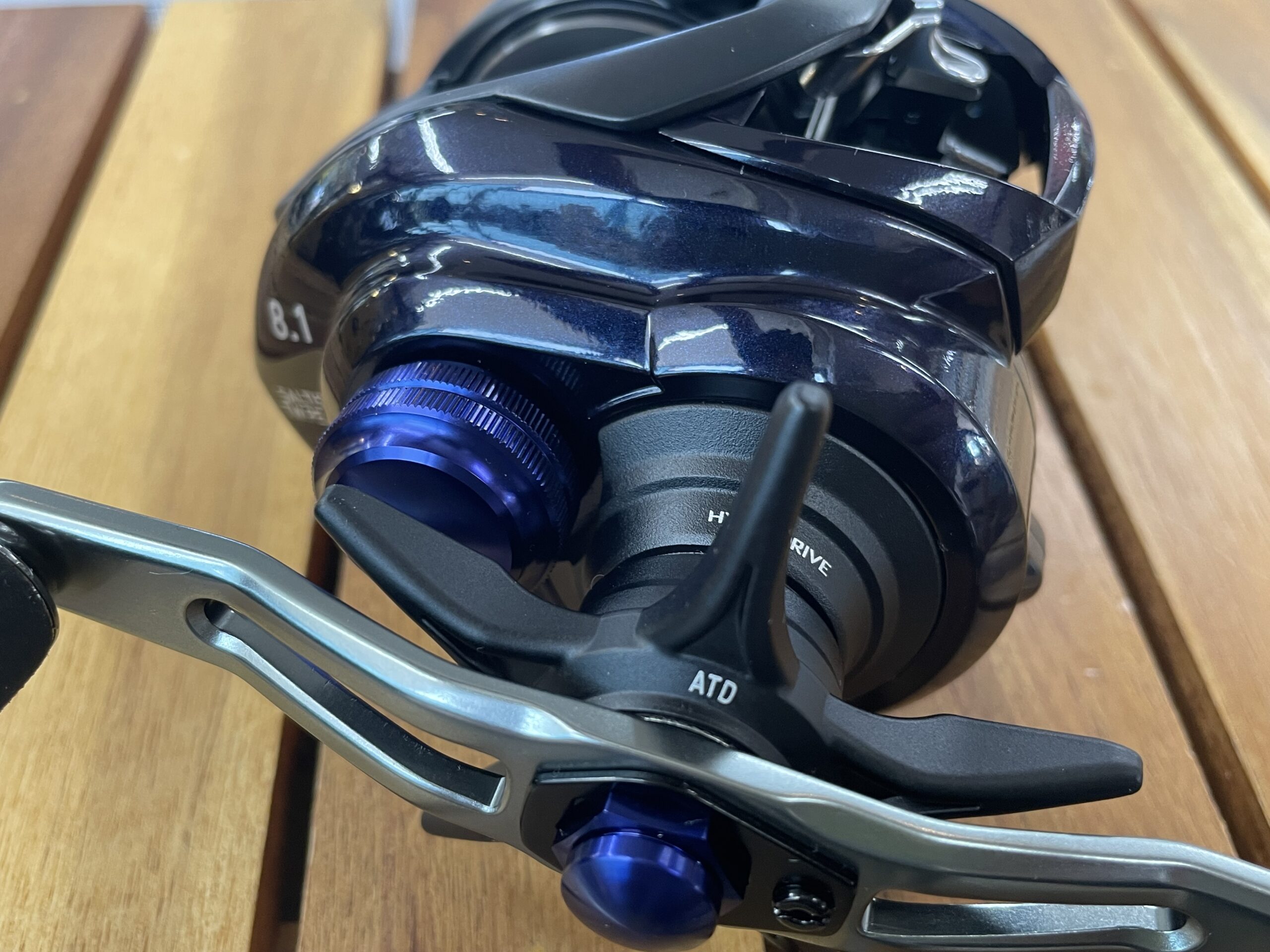 注目の新製品！ソルトでのベイトキャスティングに特化したベイトリール