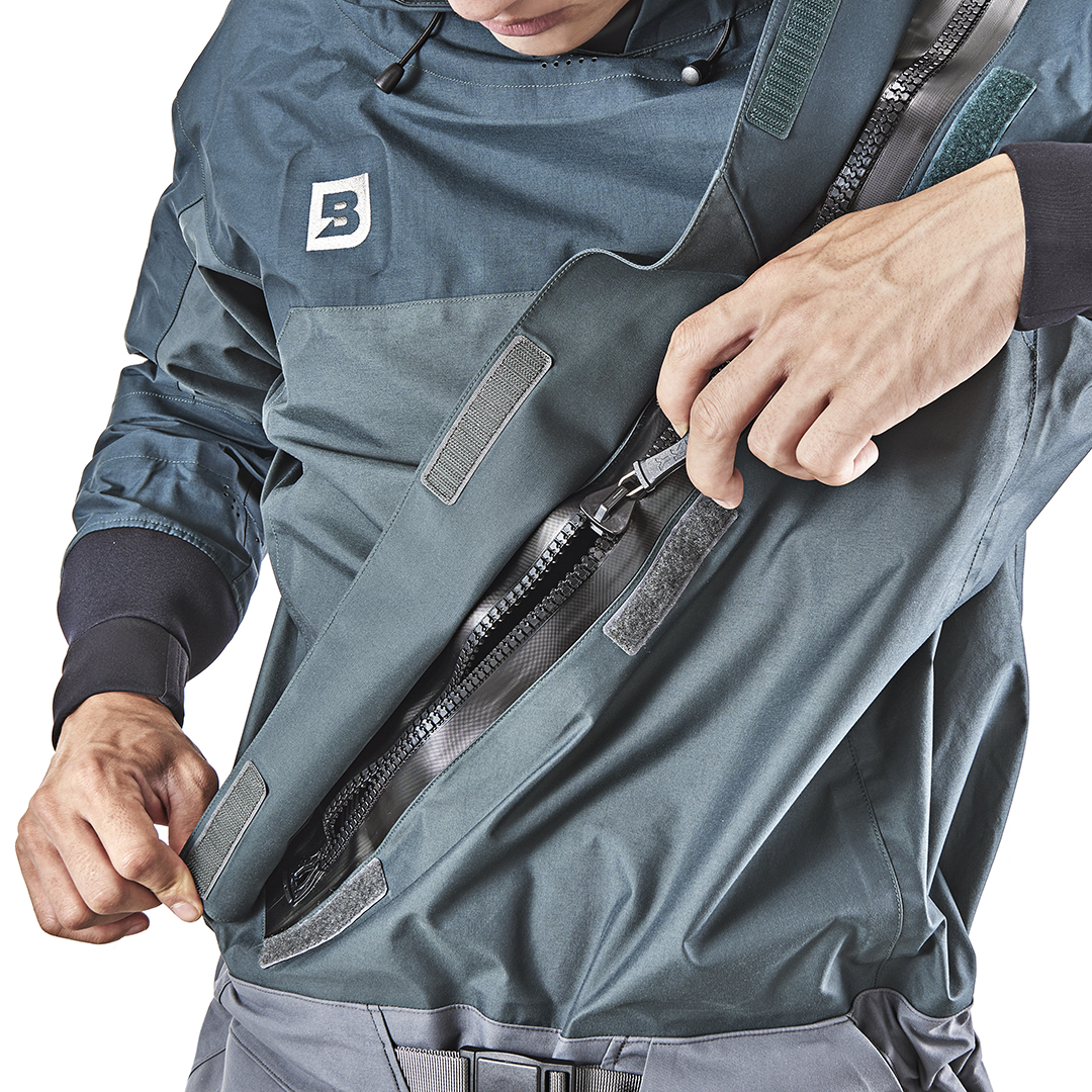 シロッコドライスーツ BSJ-FDS1｜Products 製品情報｜Bluestorm｜高階