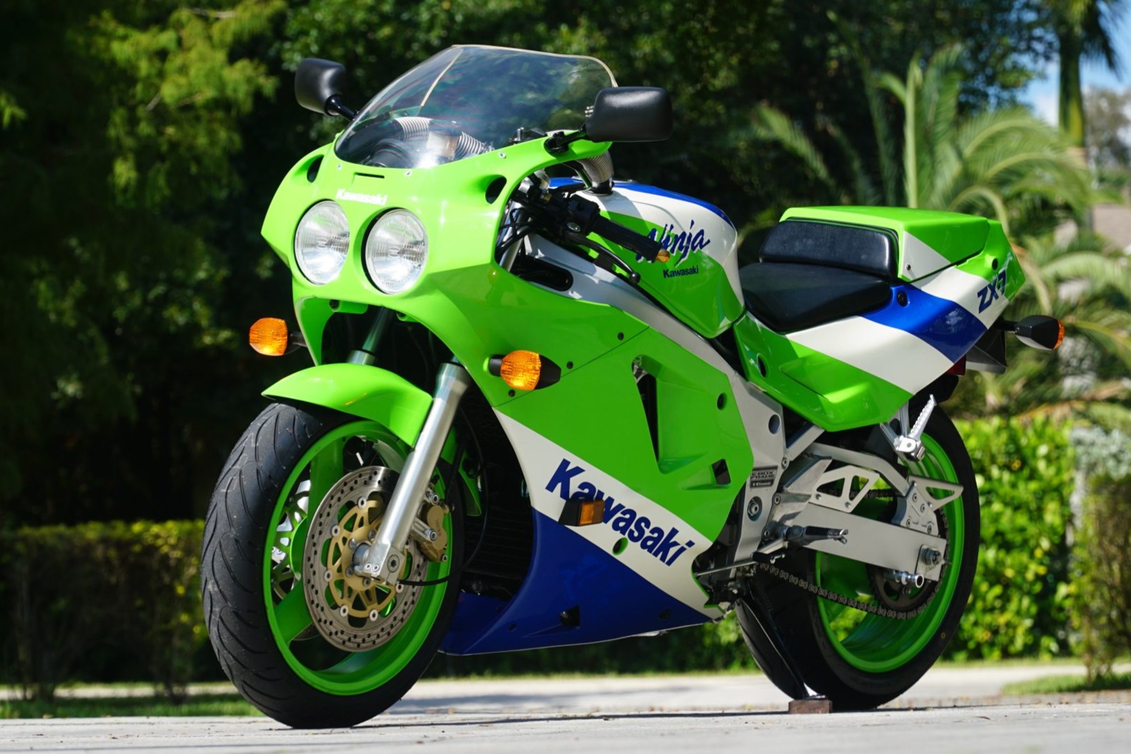 takasiyamato8 1989 Kawasaki ZX-7 – Iconic Motorbike Auctions