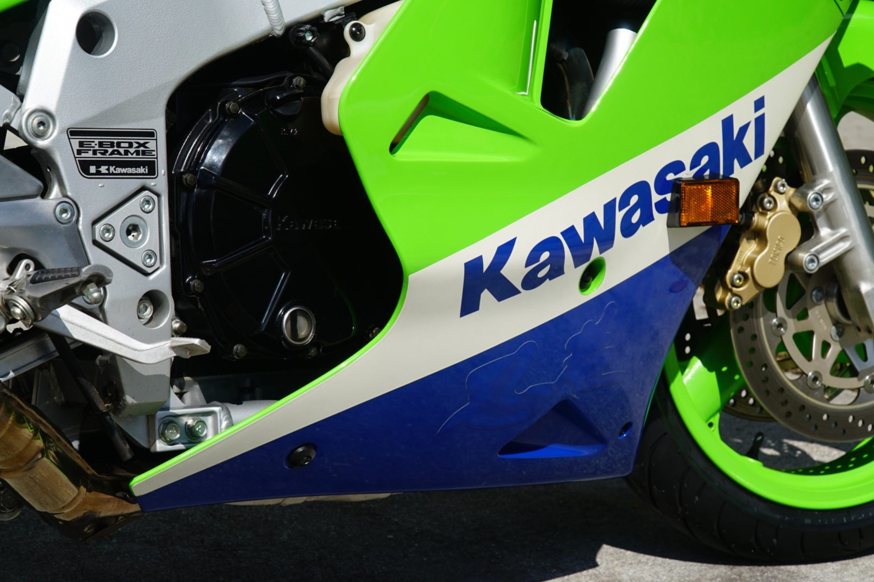 takasiyamato8 1989 Kawasaki ZX-7 – Iconic Motorbike Auctions