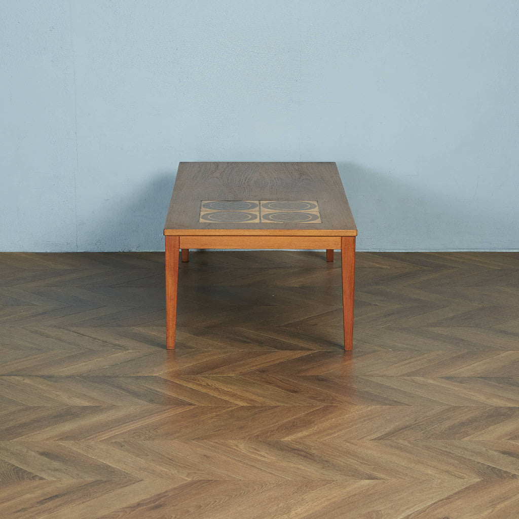 Mobydan Mobler タイルトップ センターテーブル / コーヒーテーブル