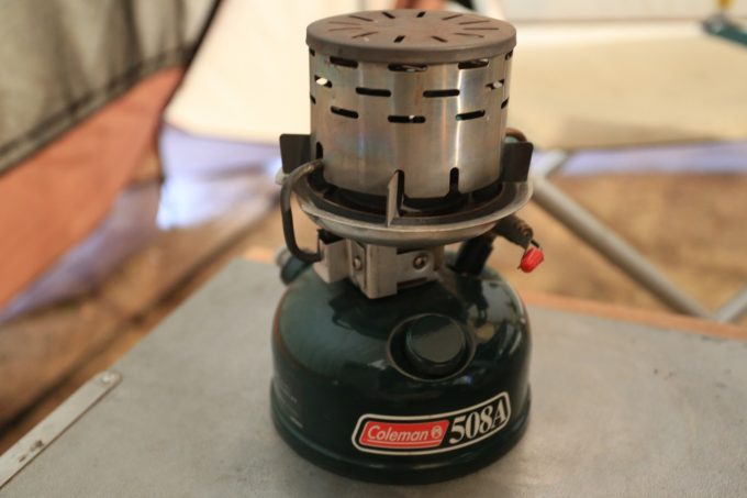 レビュー】Colemanスポーツスター508Aで冬キャンプの暖をとろう